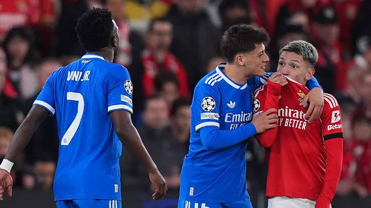 ريال مدريد يعلن تطورات جديدة بقضية فينيسيوس